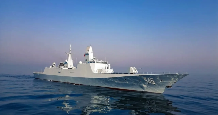 «Корабль нового поколения»: головной фрегат НОАК Type 054B достиг готовности